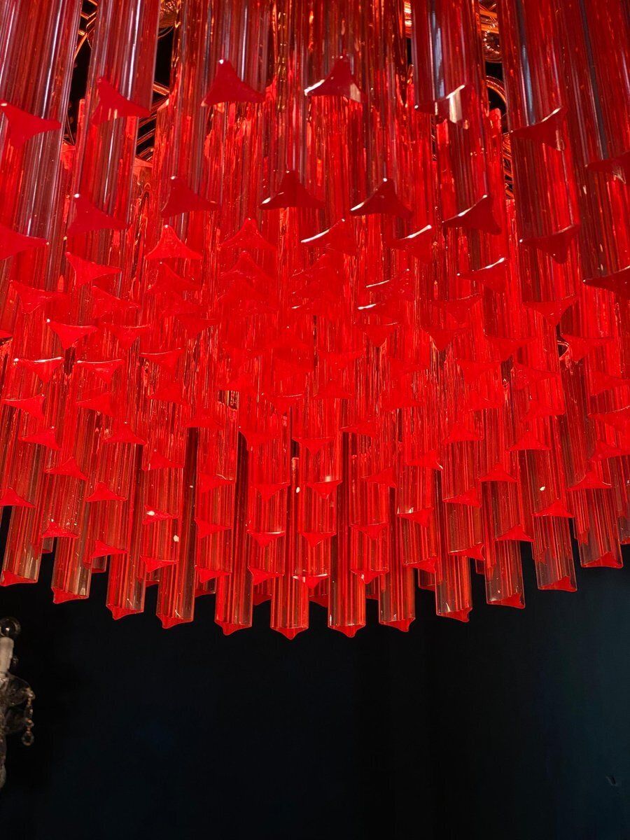 Coral Triedi Crystal Prism Chandelier photo vinterior