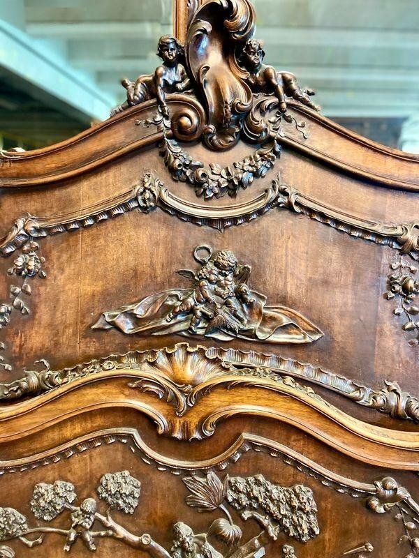 Large Louis XV Dresser In Walnut photo 9473.0