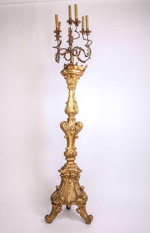 Early 18th Century Italian Giltwood Torchère Or Floor Lamp, 1720 photo furniture