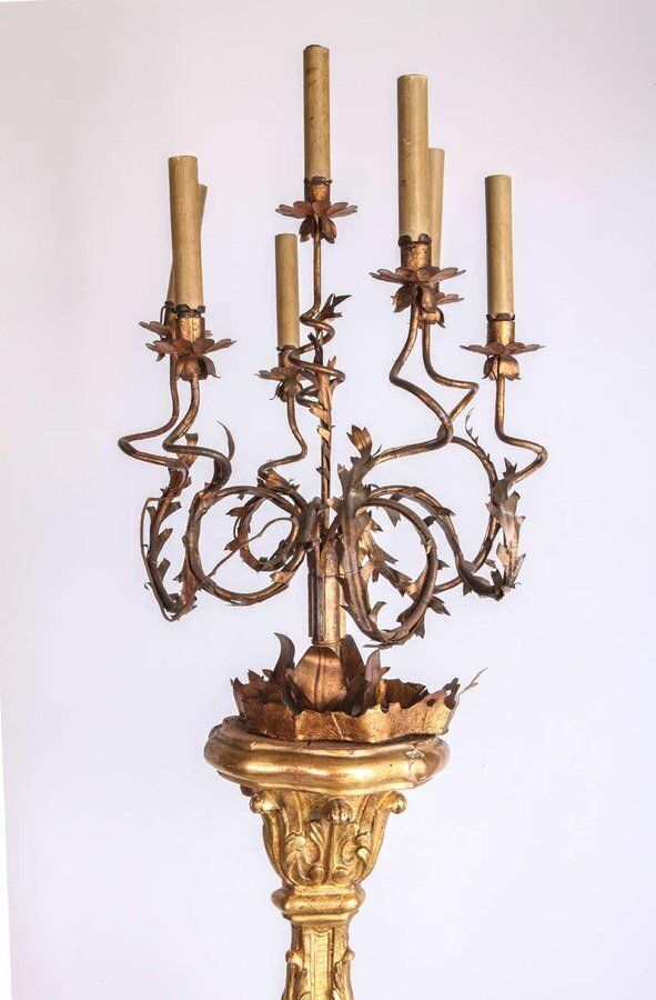 Early 18th Century Italian Giltwood Torchère Or Floor Lamp, 1720 photo for sale