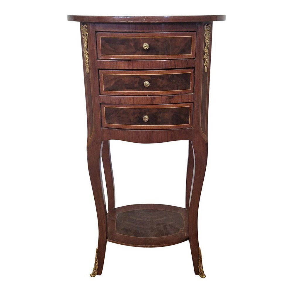Oval Shaped French Guéridon In Walnut, 1980s