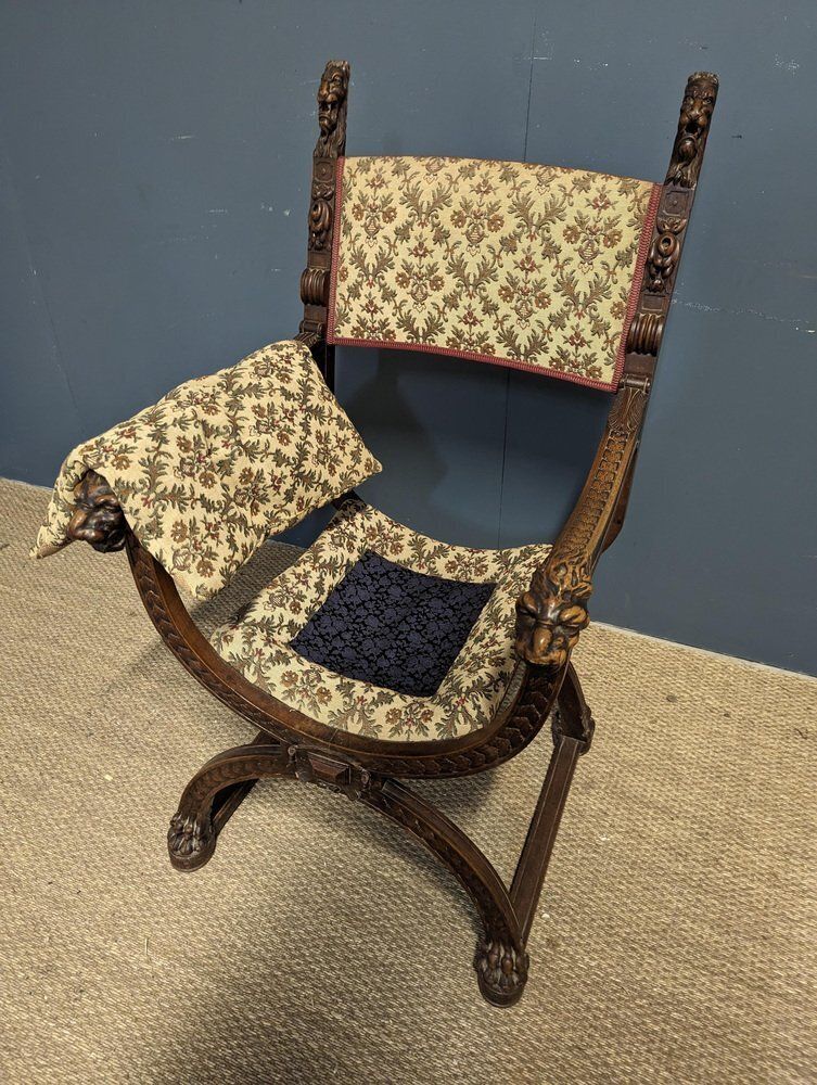 Set Of Renaissance Style Armchairs In Walnut photo vinterior