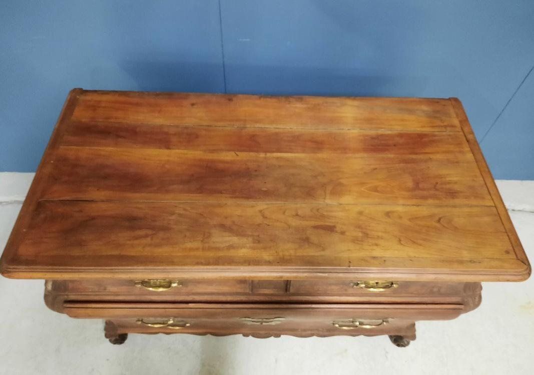 Bordeaux Dresser In Mahogany photo 2252.0