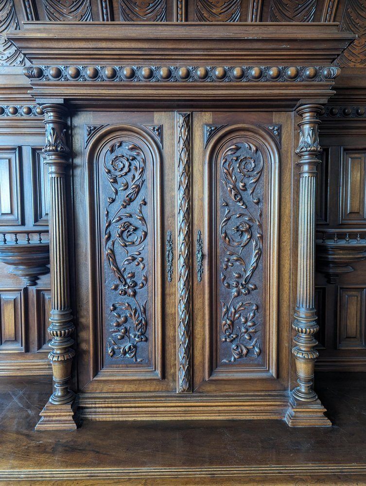 photo vintage Large Renaissance Buffet In Walnut, Set Of 2