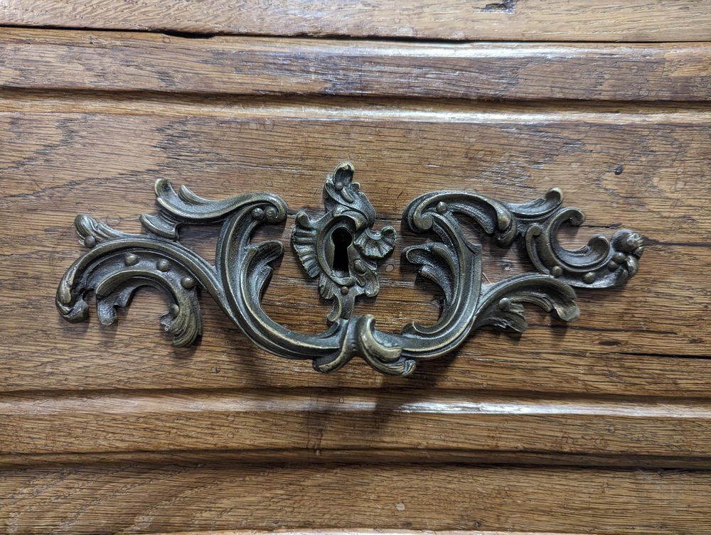 Louis XIV Dresser In Oak photo 1563.0