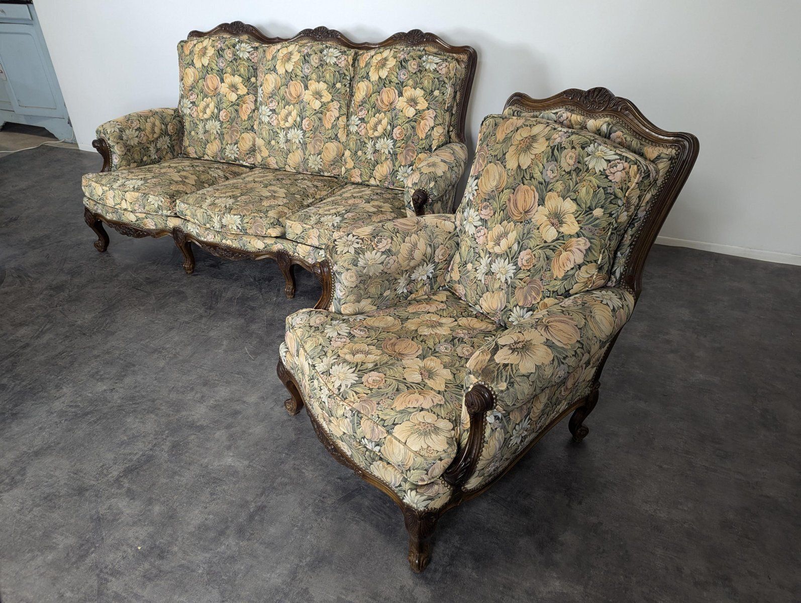 Louis XV Style Oak Living Room Set, Set Of 4 photo vinterior