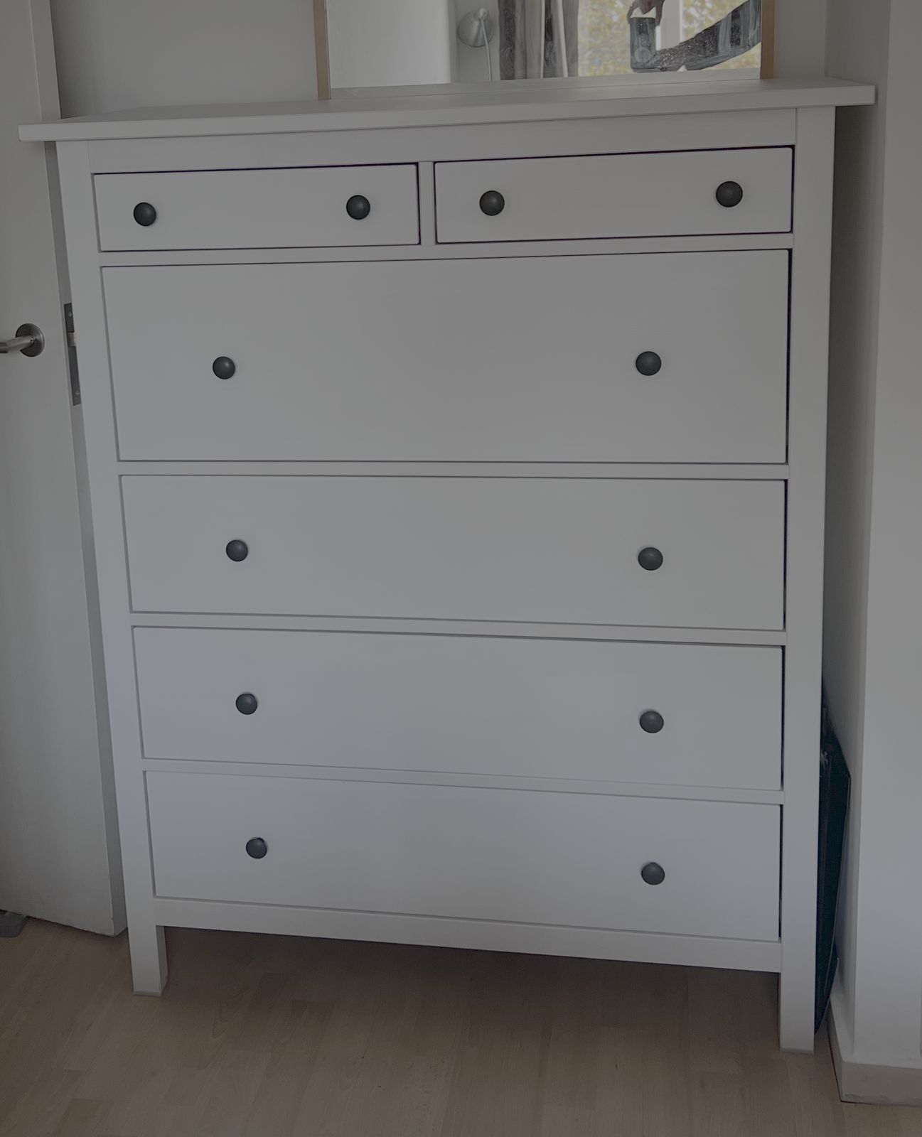 Chest Of Drawers (White Ikea Hemnes)   Like New