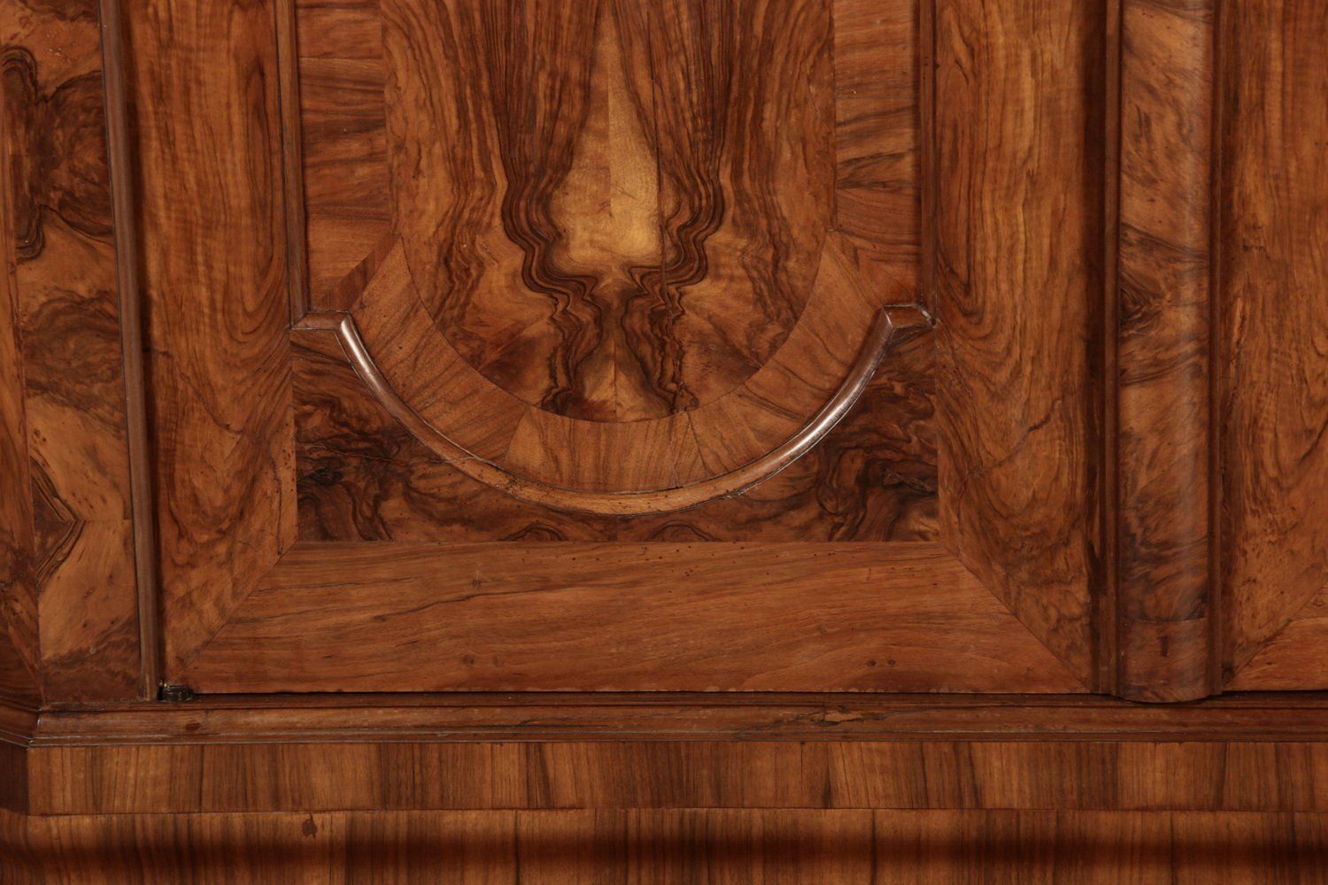 photo furniture 18th Century Baroque Walnut Wood Cabinet, 1740s