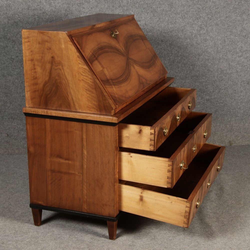 1752.0 Biedermeier Secretary In Walnut, 1820s photo