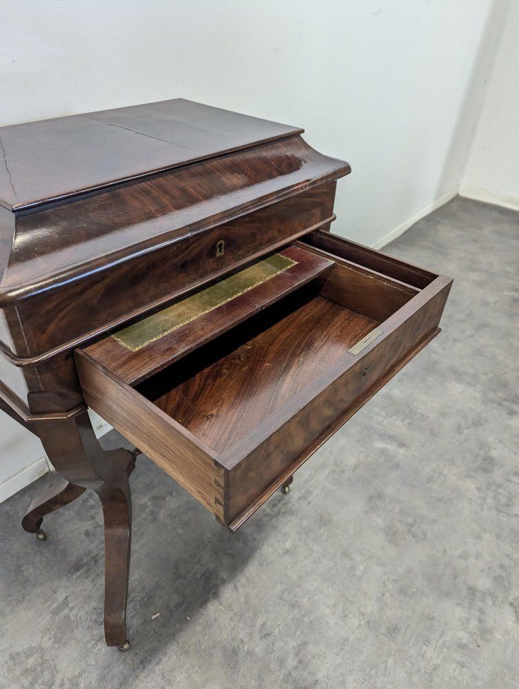 Restoration Period Worker In Flamed Mahogany photo vinterior