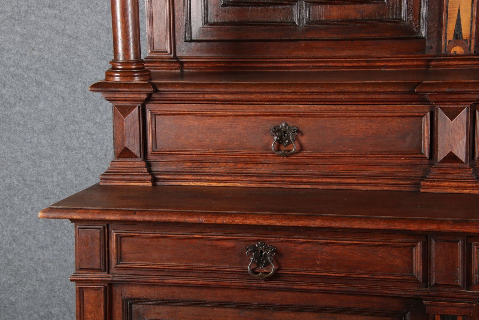 photo vinterior Antique Historicism Buffet With Architecture Inlaid, 19th Century