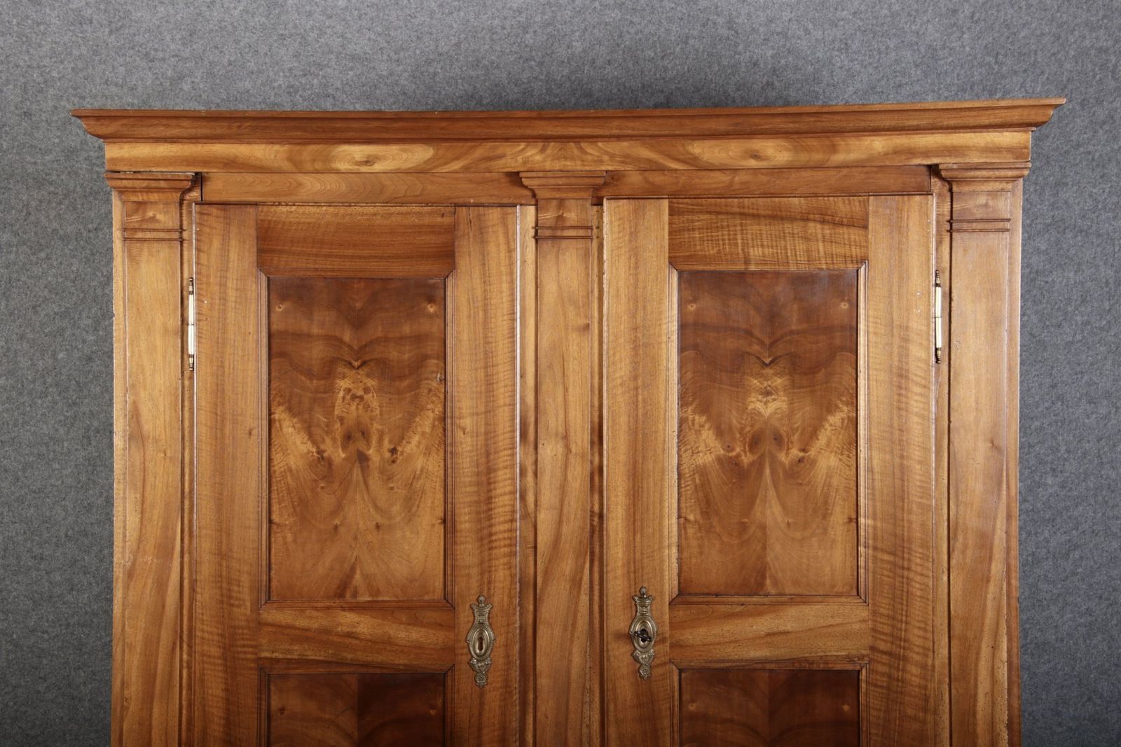 Antique Biedermeier Walnut, 1800s photo vinterior