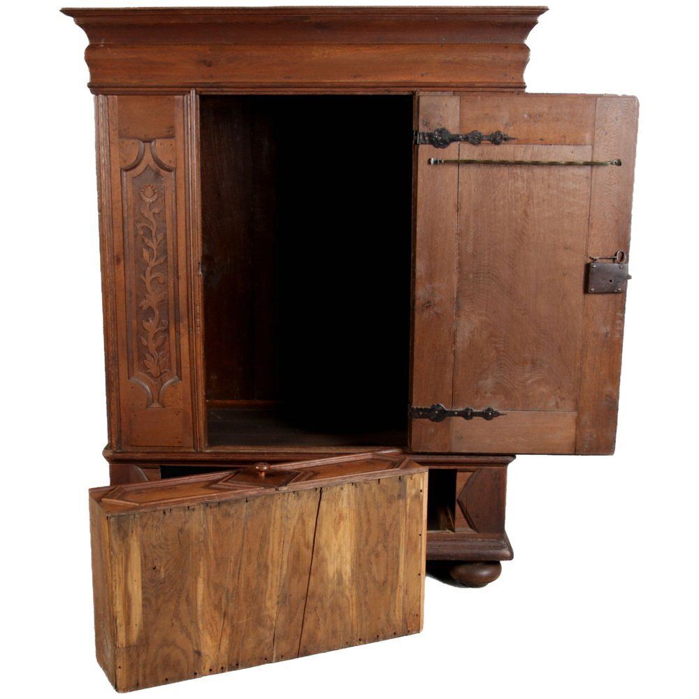 Small Baroque 1 Door Cabinet In Oak, 18th Century photo Furniture