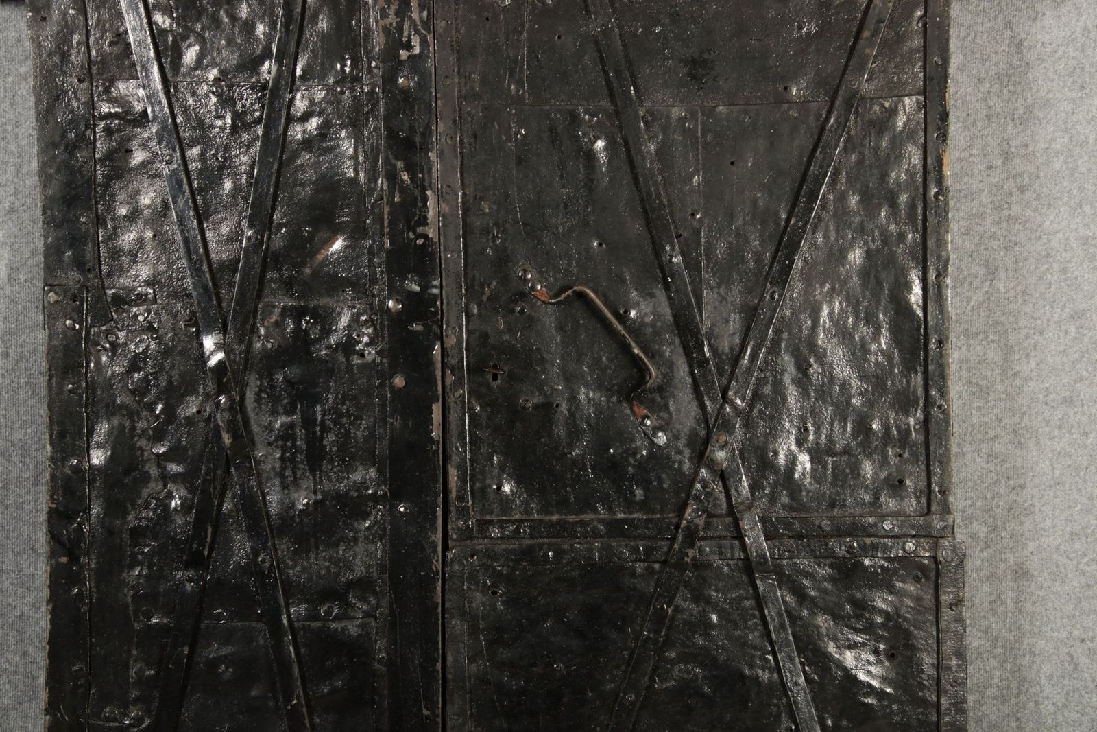 16th Century Two Leaf Iron Door, 1600s photo Home Fixtures