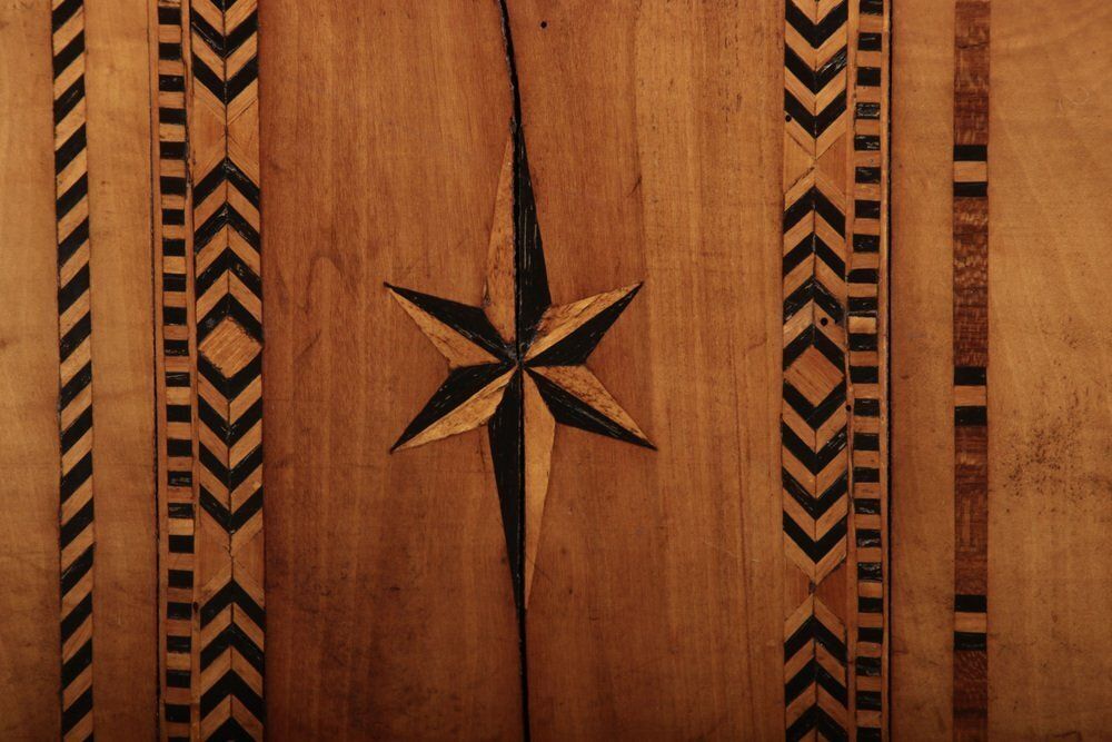 photo furniture Antique Chest In Cherrywood, 1800