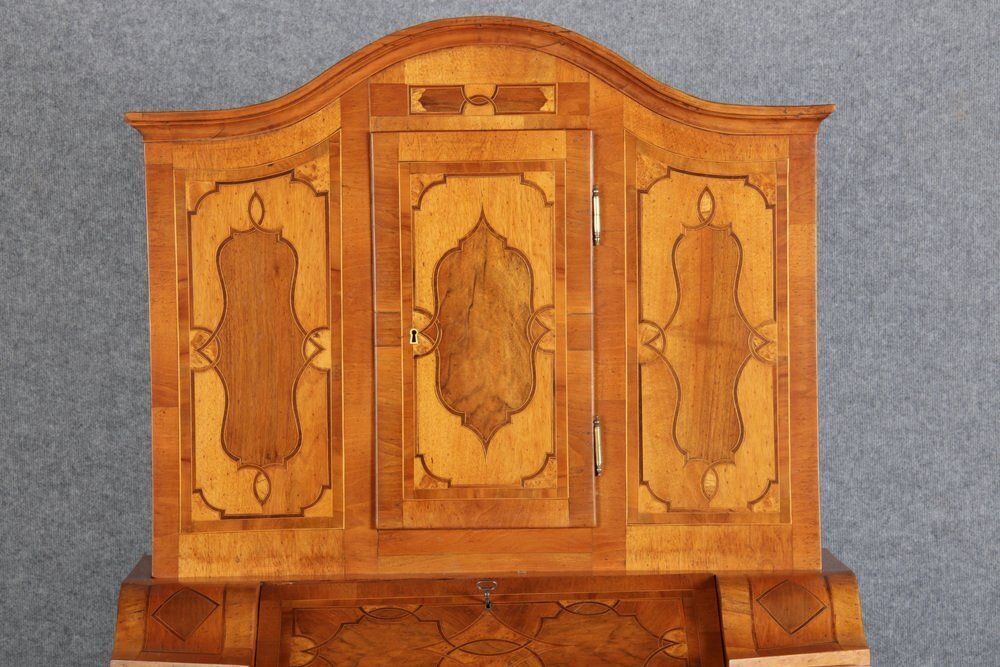 Baroque Secretaire In Walnut, 18th Century photo 4419.0