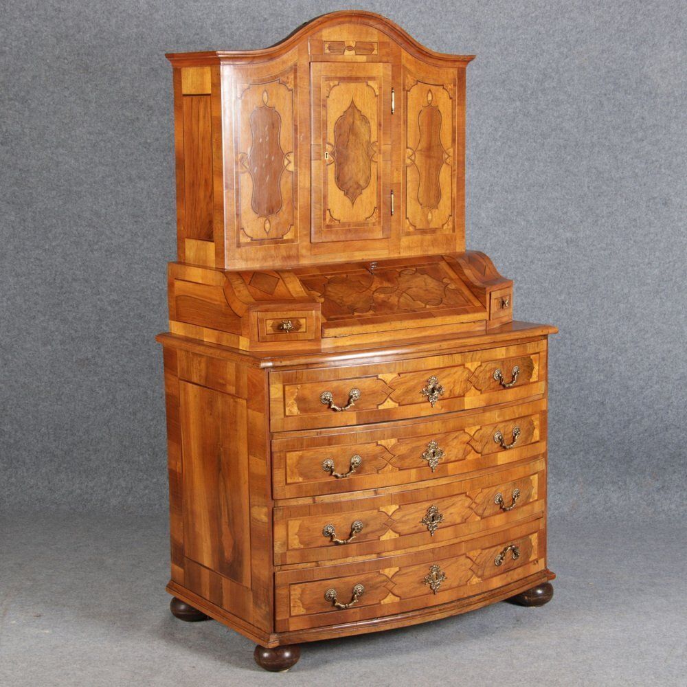 4419.0 Baroque Secretaire In Walnut, 18th Century photo