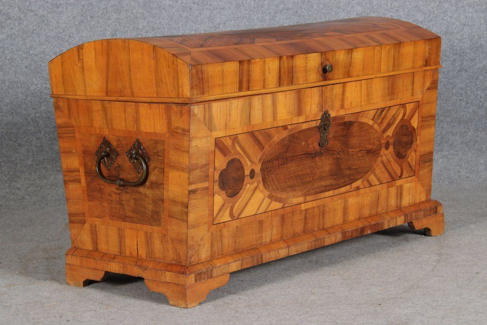 Antique Biedermeier Chest With Walnut Inlay, Early 19th Century photo 1641.0