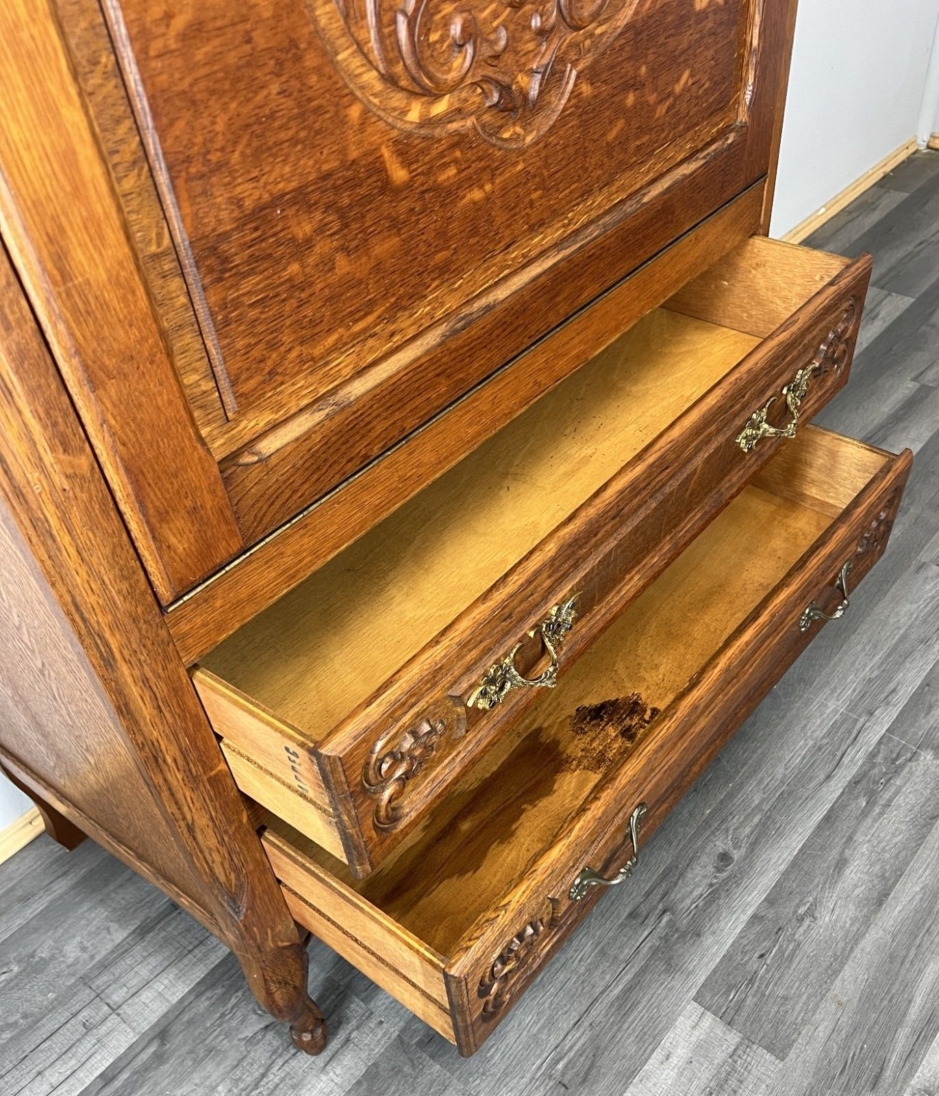 299.0 Cabinet Vintage French Louis XIV Style Sideboard Carved Cupboard Lot 4419 photo