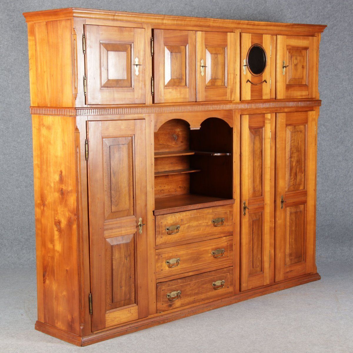 photo vintage Antique Louis XVI Buffet In Cherry, 18th Century