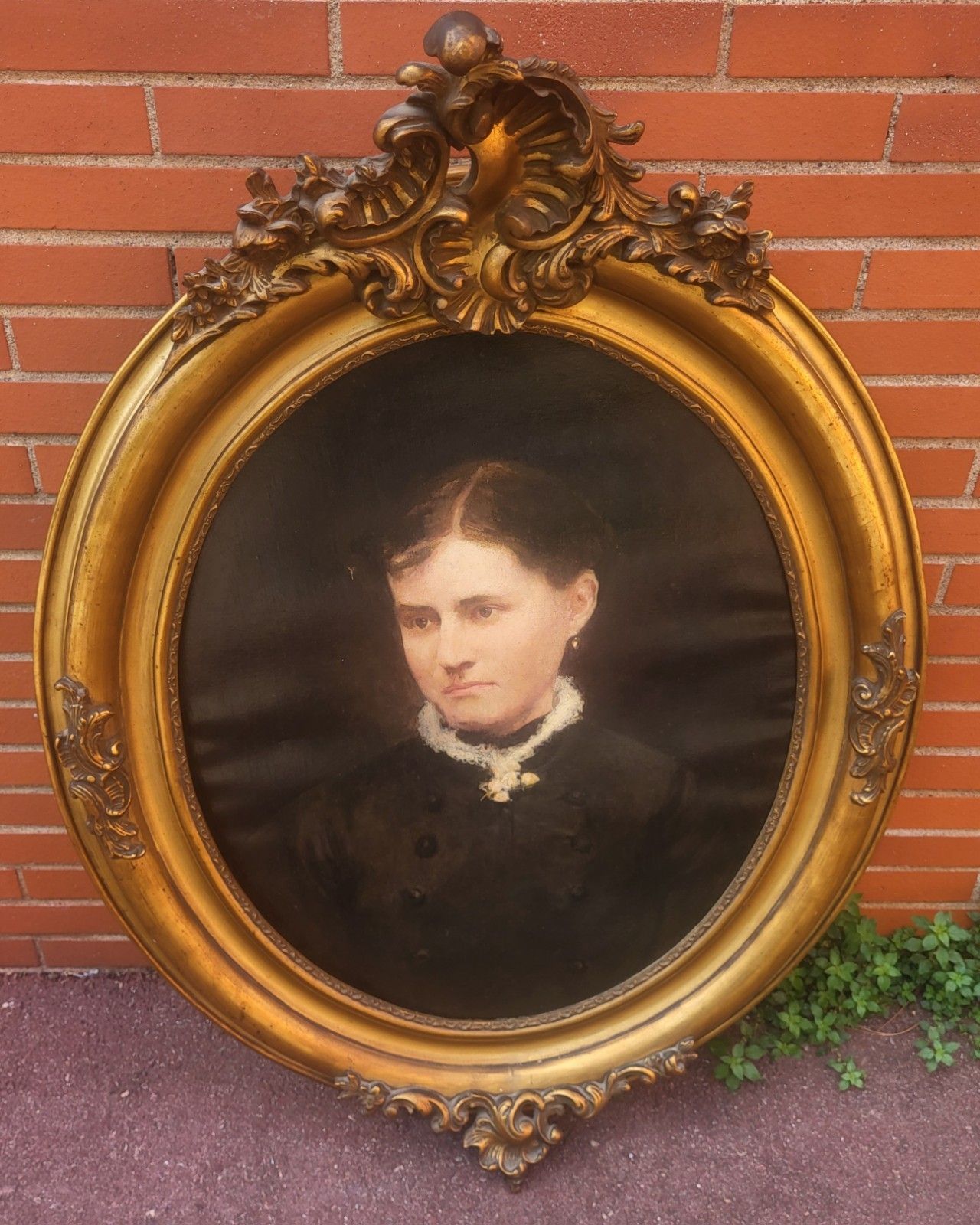 French School Portrait Woman. Oil Painting On Canvas. photo vintage