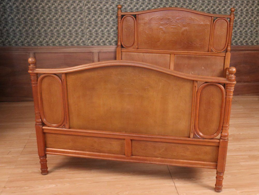 Art Nouveau Bentwood Bed By Jacob & Josef Kohn For Thonet, 1904 photo furniture