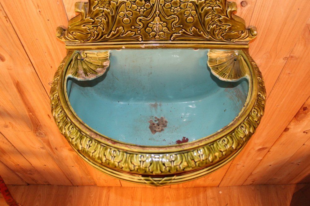 photo furniture Large 19th Century Fountain Wall In Ceramic, Sarreguemines, France