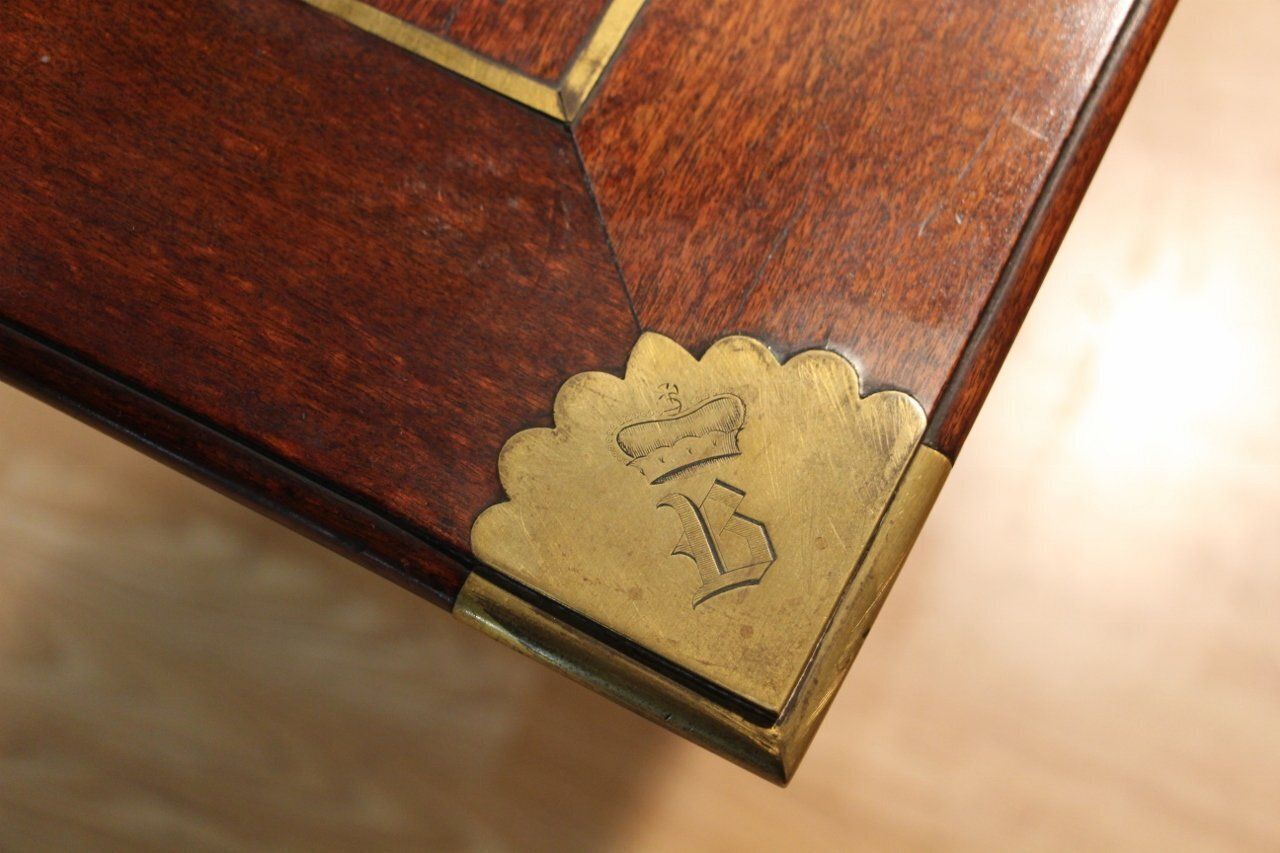 English Table From The Belgian Royal Family photo vinterior