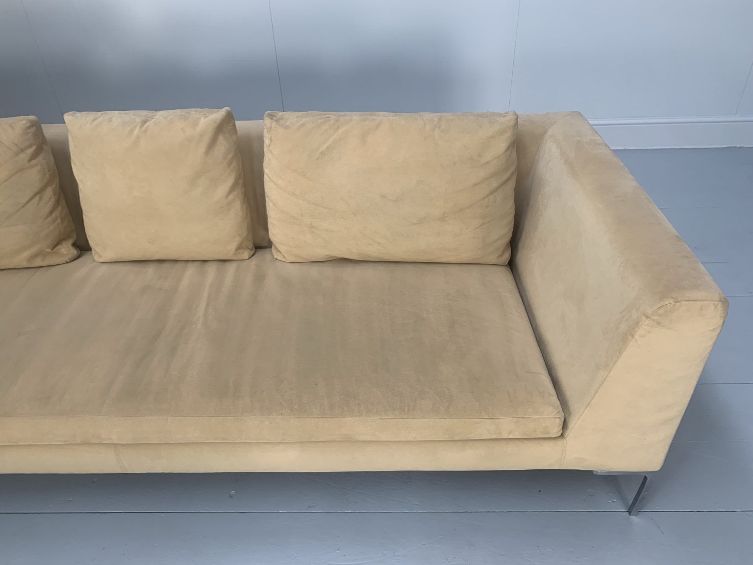 photo furniture B&B Italia “Charles” Sofa – L Shape 5 Seat – In Sand Alcantara