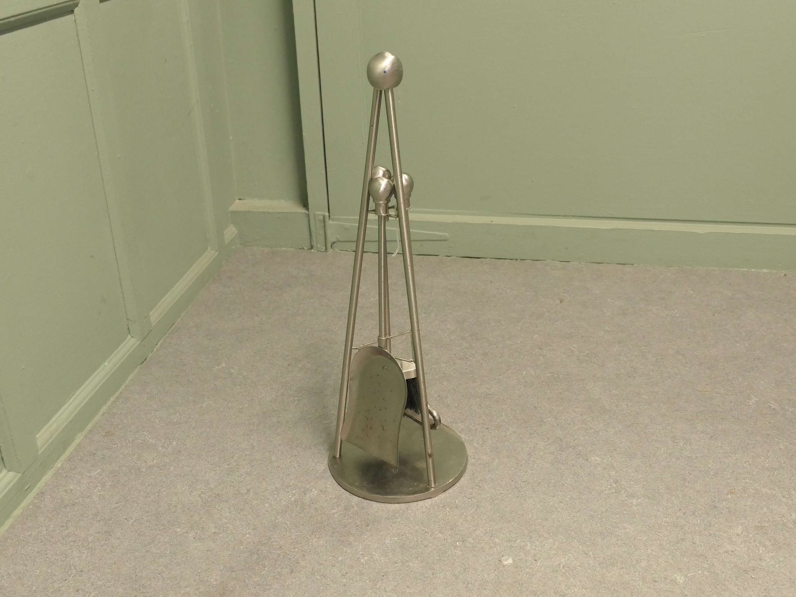 Stylish Modernist Steel Fireside Companion Set, Fireside Tools photo 558.0