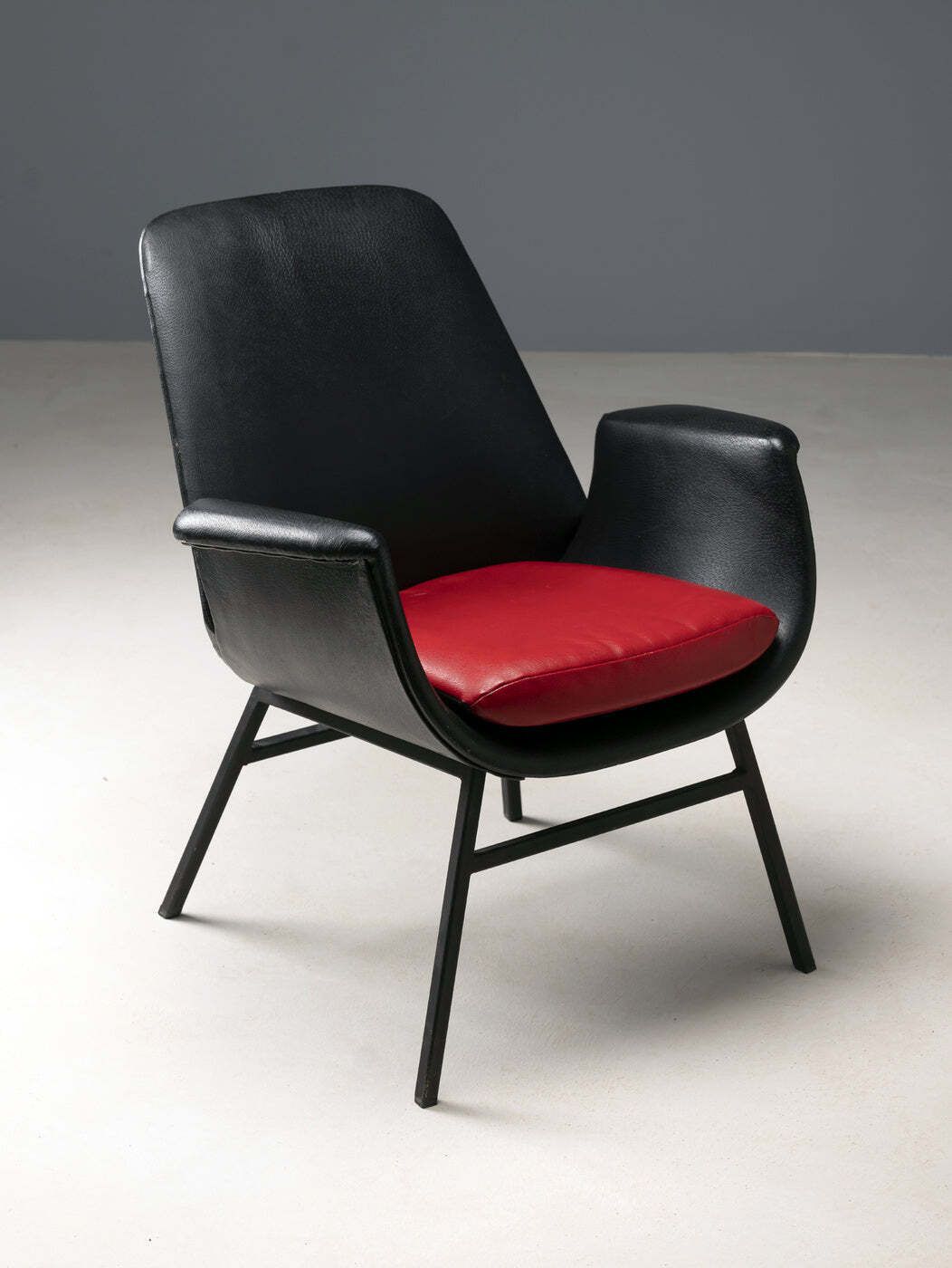 Lederen Woonkamerset, Ca. Jaren 1960, Tsjecho Slowakije photo furniture