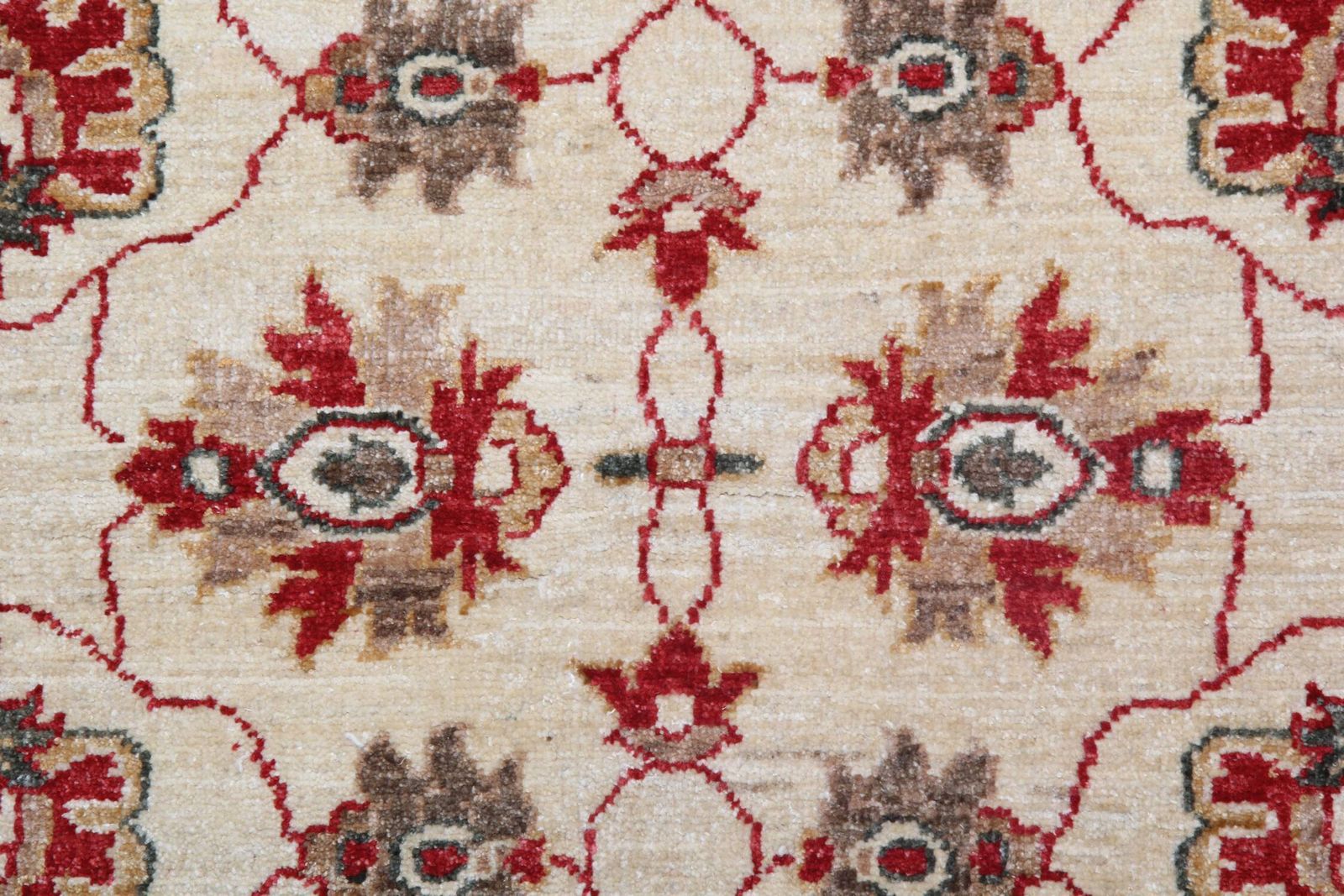 photo vinterior Traditional Cream Wool Rug, Small Red Floral Oriental Carpet 86x123 Cm