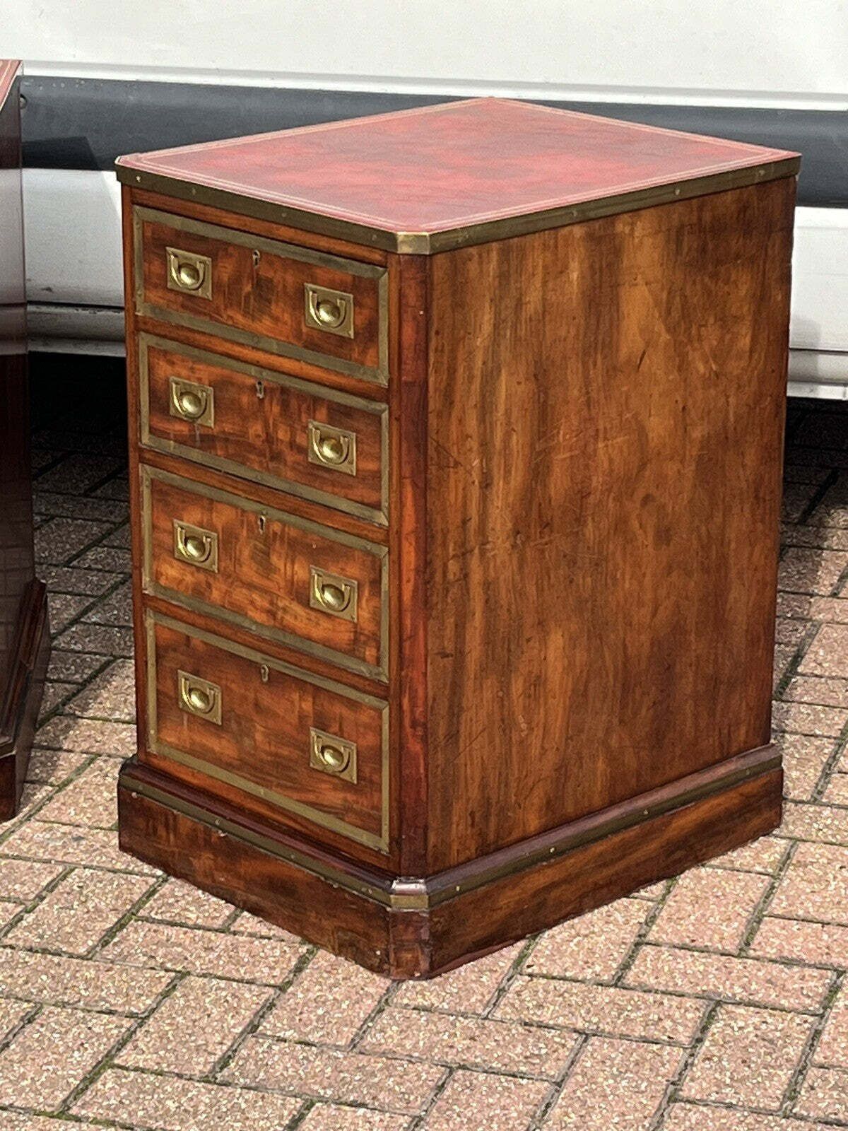 photo vintage Pair Of Small Victorian Chests Of Drawers, Mahogany & Brass Inlay.