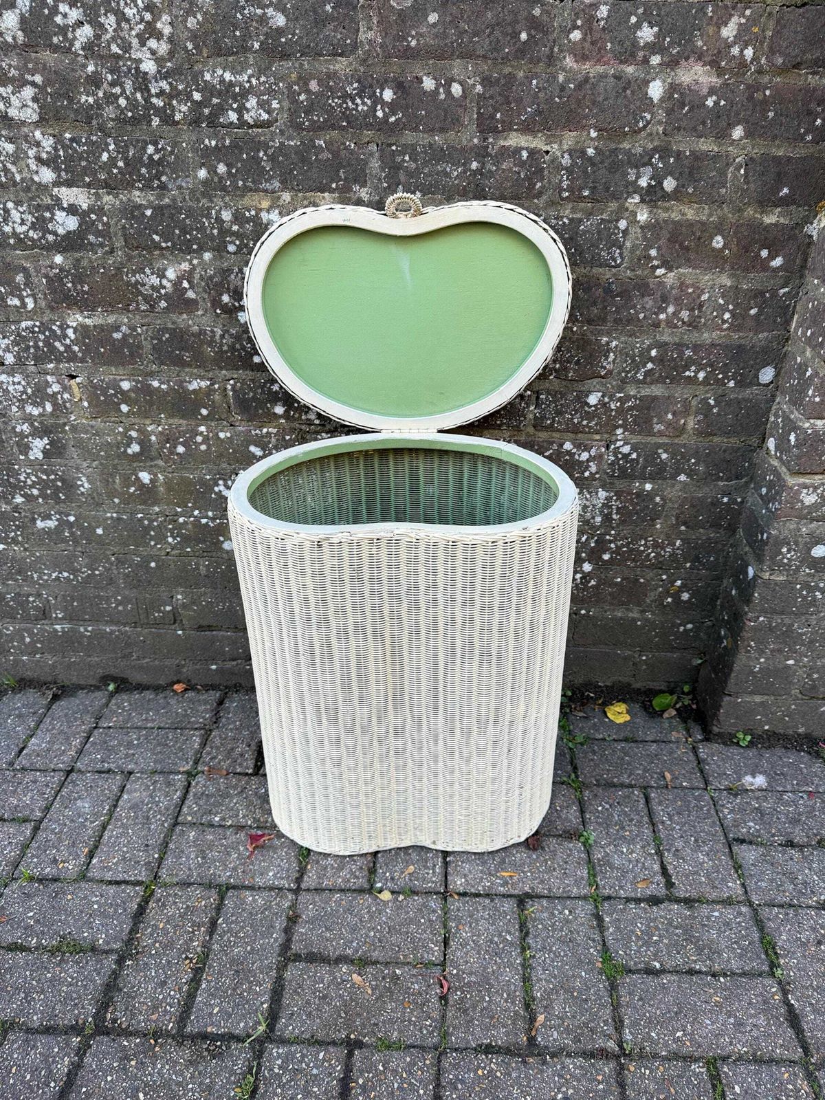 Vintage 1940s Lloyd Loom Lusty Heart Shaped Laundry Basket, Cream Woven Wicker Hamper With Mint Interior, British Art Deco Storage Mcm Decor