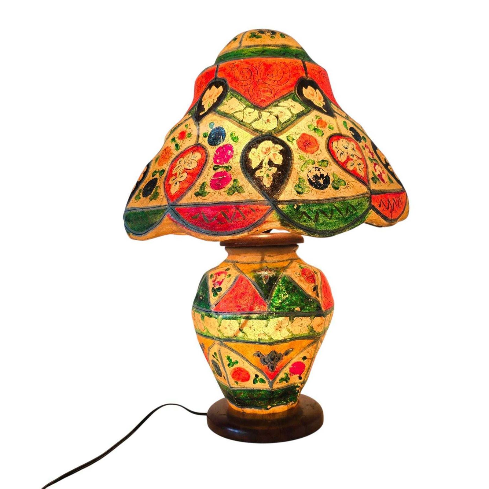 Delightful Vintage Retro Camel Skin Hand Painted Lamp photo vintage