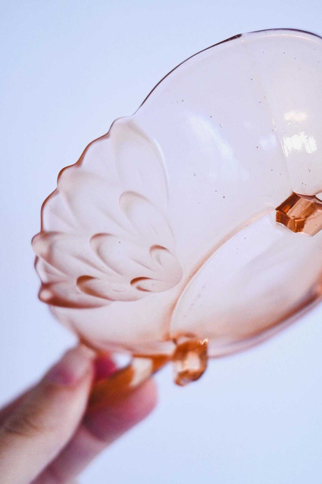 Vintage Czech Pink Depression Glass Berry Bowl Set 7 Pieces Floral Molded Glass Czechoslovakia 1930s Serving Bowl 24cm photo vinterior