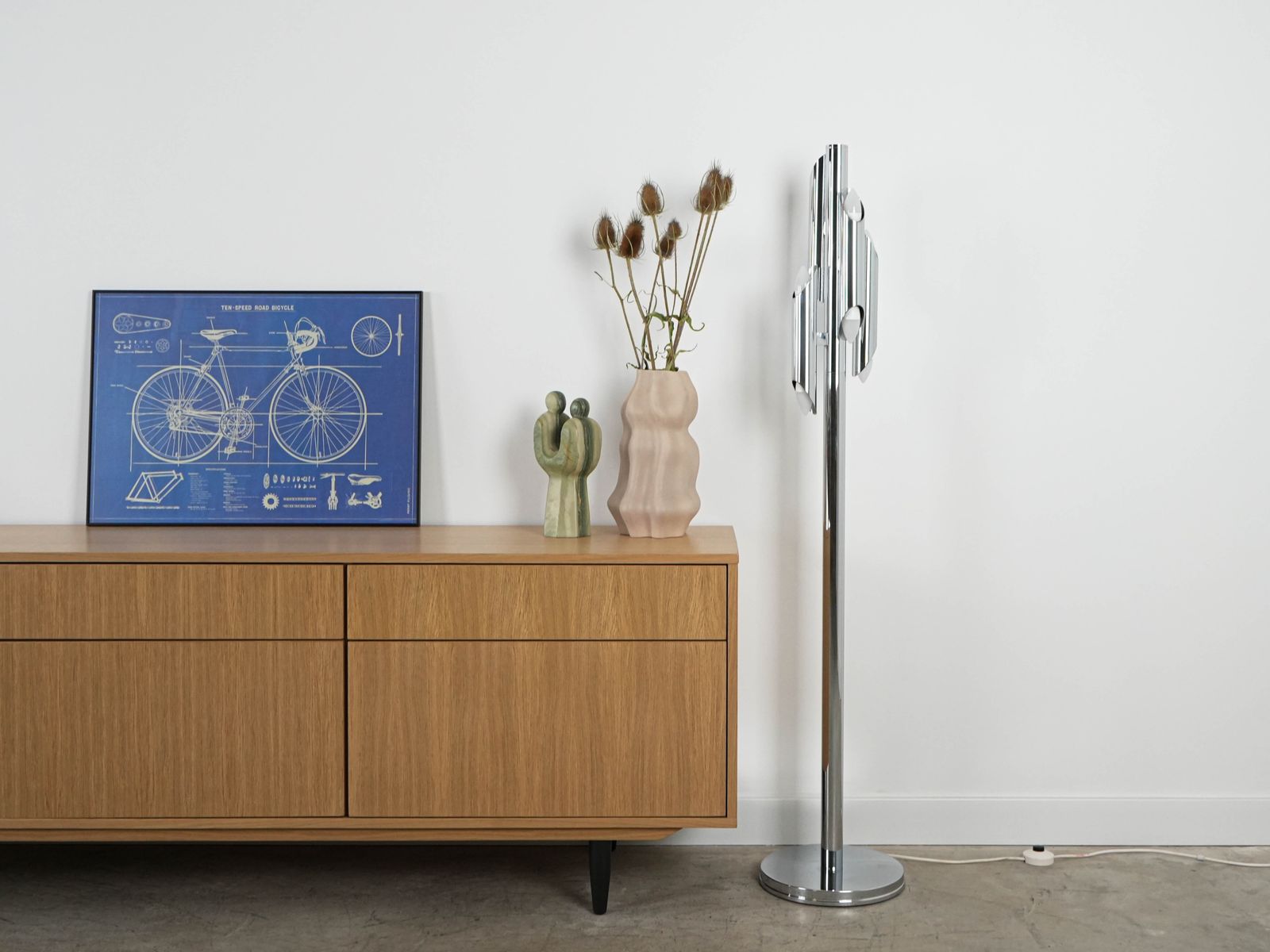 Metal Floor Lamp, Space Age, Manufactured In Italy photo vinterior