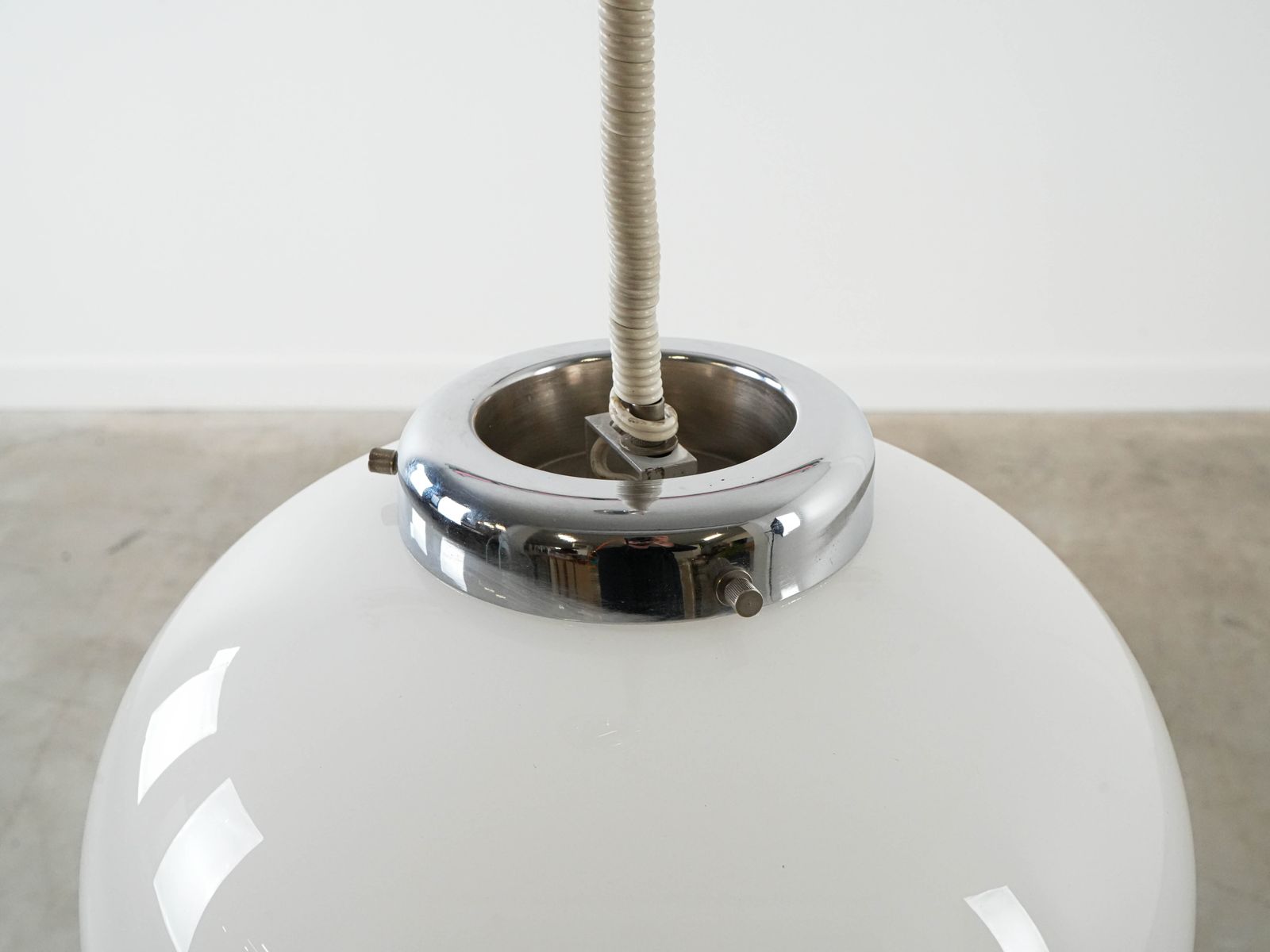 Pendant Lamp, Italian Design, 1970s, Manufactured In Italy photo vinterior