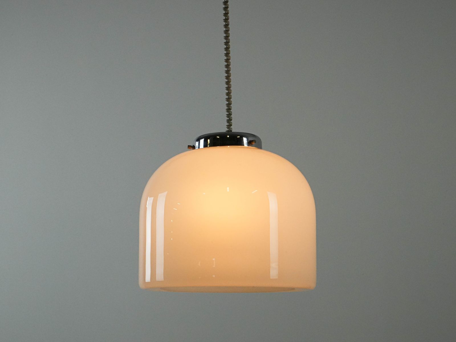 photo furniture Pendant Lamp, Italian Design, 1970s, Manufactured In Italy