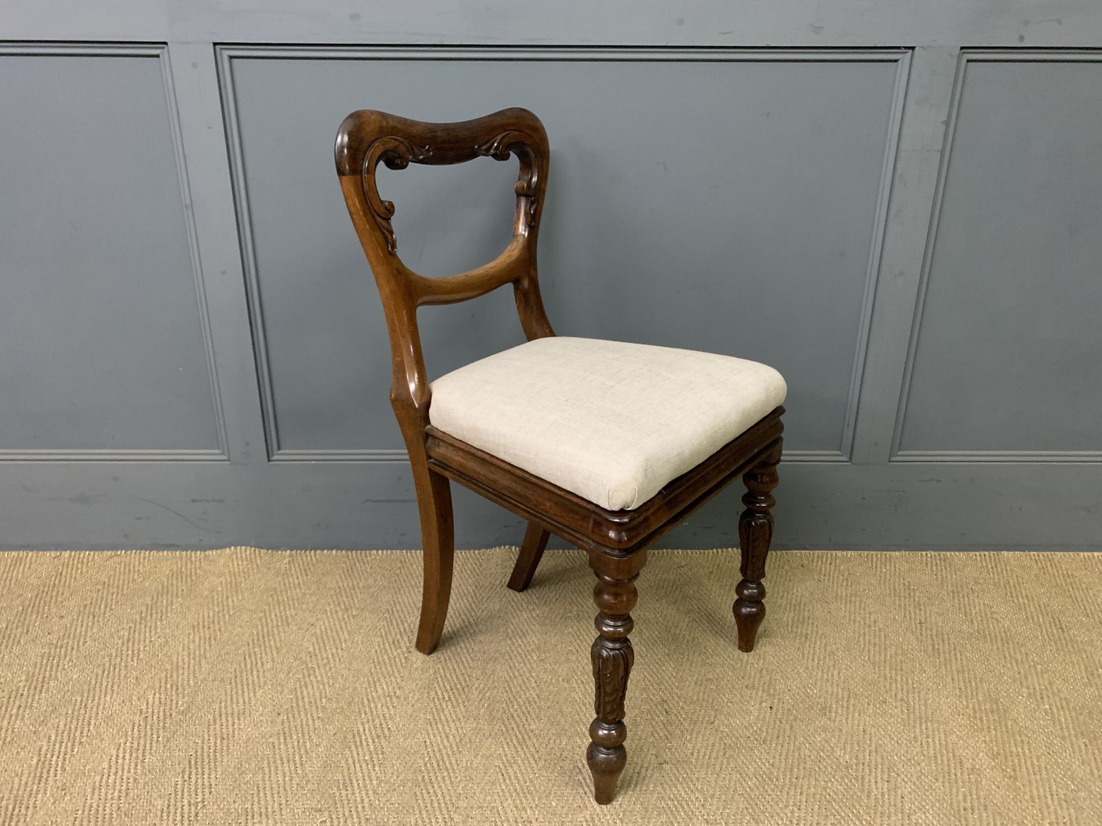 Set Of 8 Early Victorian Rosewood Chairs photo vinterior