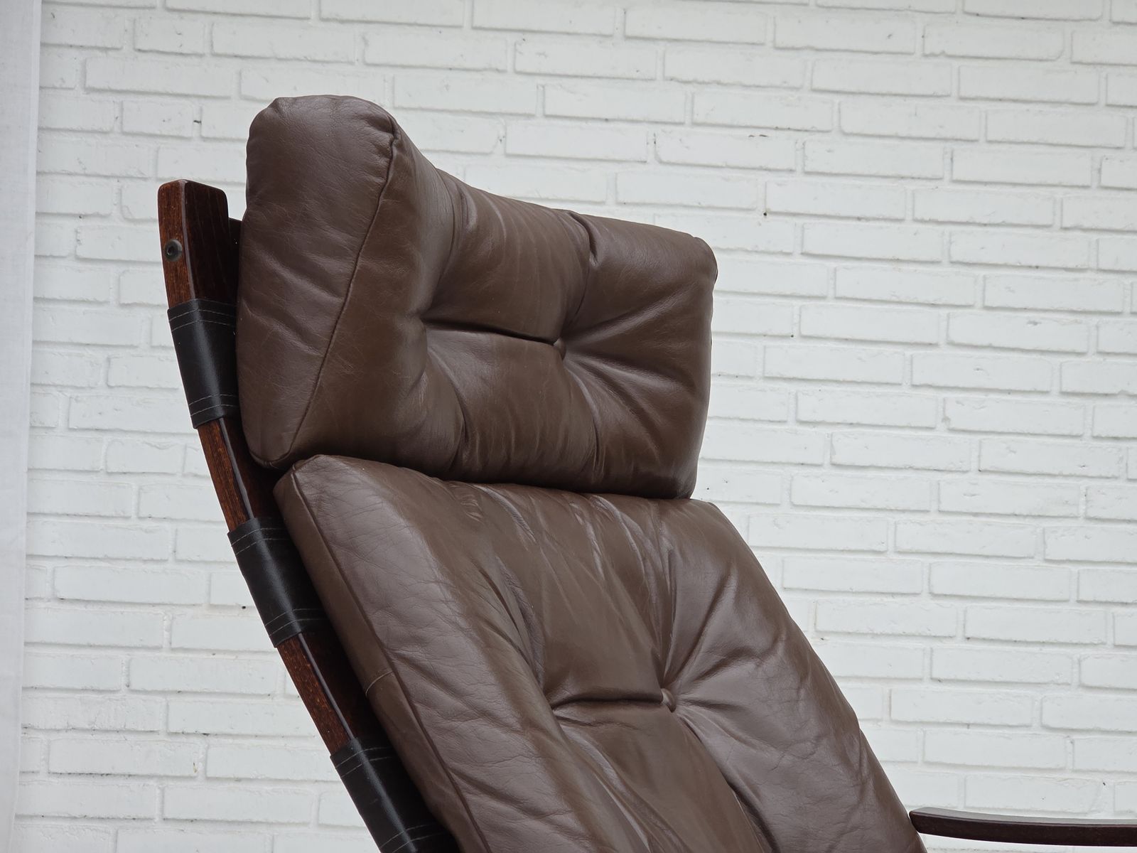 Ca. Jaren 1970, Noors Design Van Erde & Nordhal Solheim, Loungestoel, Model "Kengu". photo vintage
