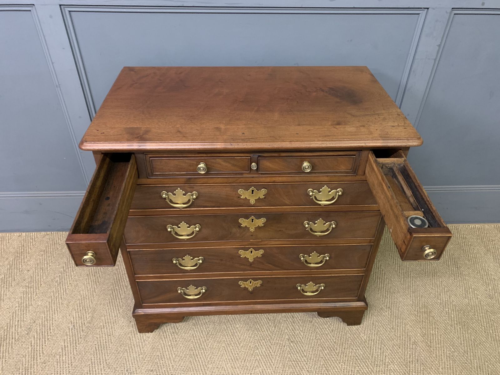 Rare Georgian Mahogany Bachelors Chest With Writing Drawer photo for sale