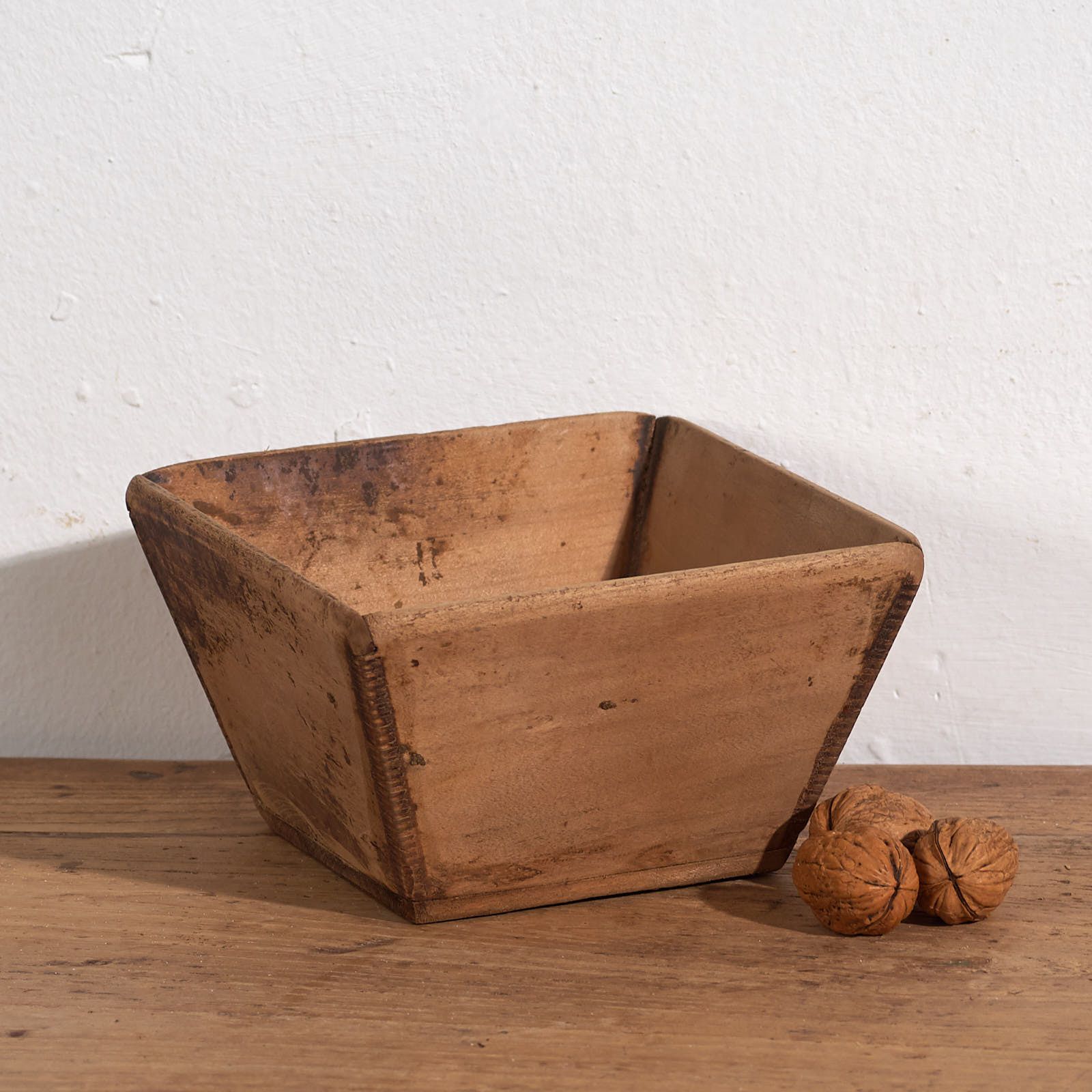 Small Antique Primitive Style Bowl (C.1920) #9