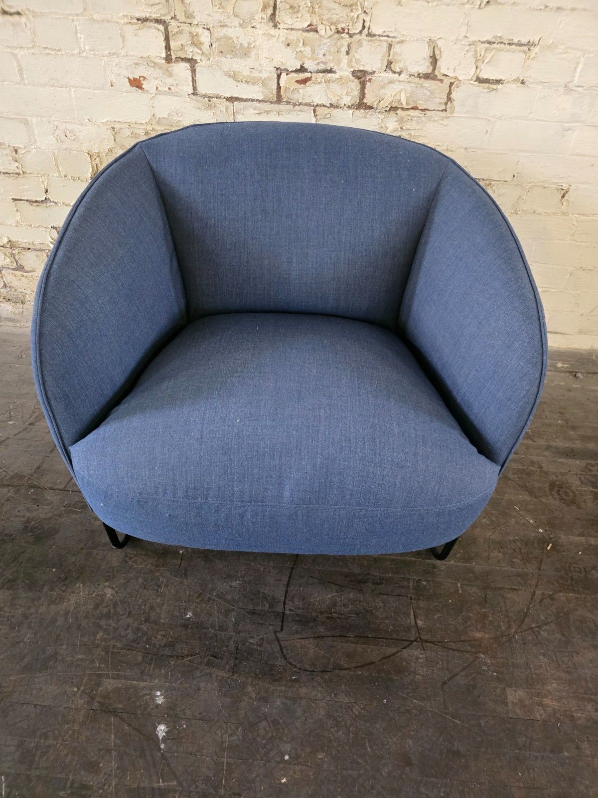 photo furniture Mid Century Style Sancal Tonella Armchair