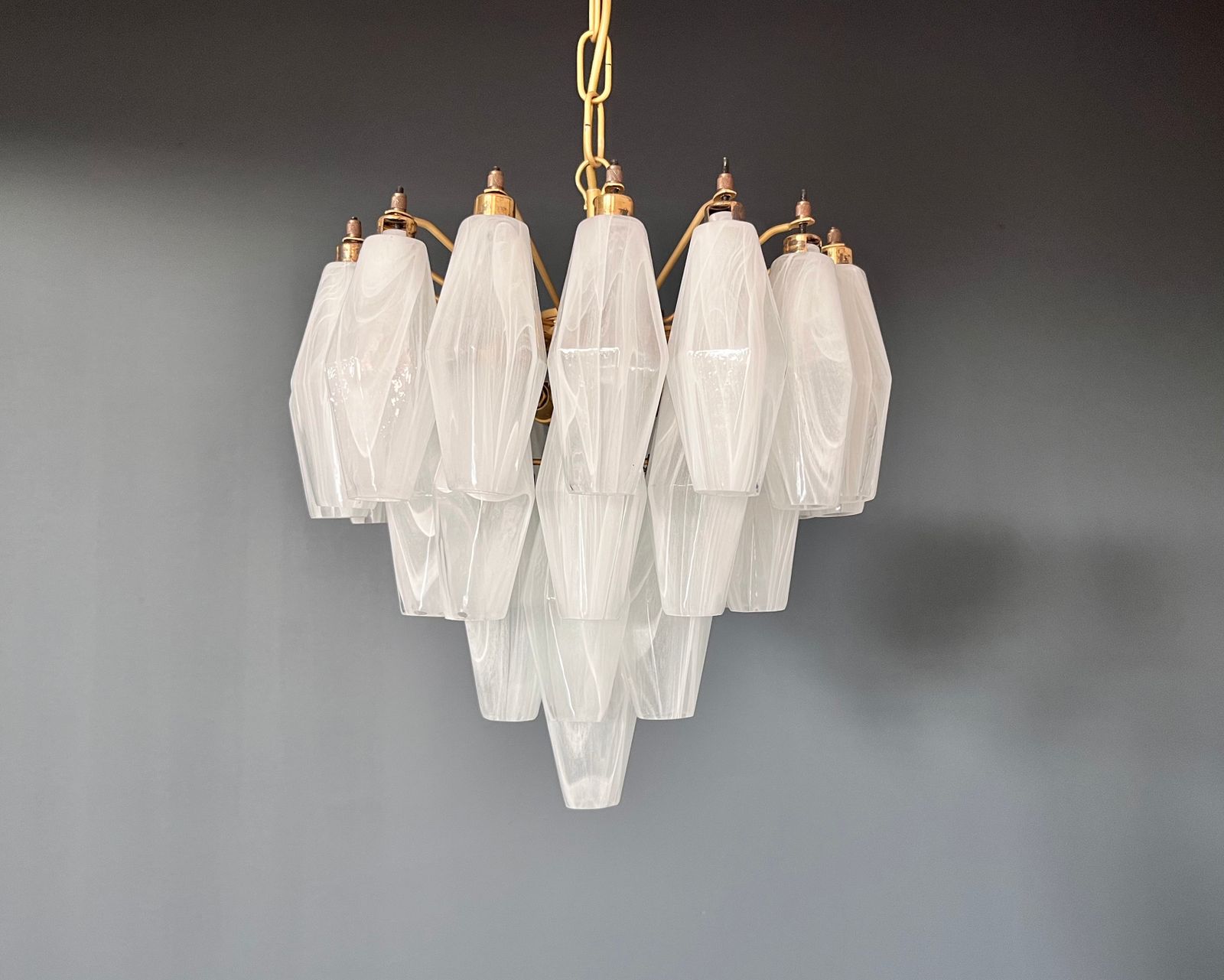 Elegant Murano Alabaster White Poliedri Chandelier   Carlo Scarpa Design
