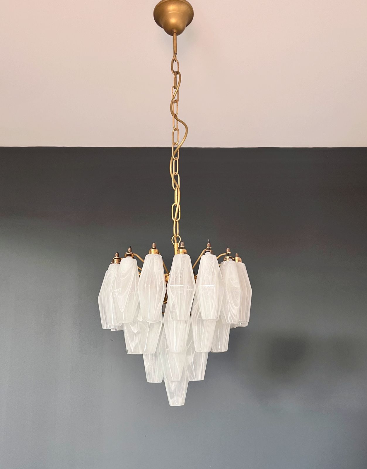 Lighting Elegant Murano Alabaster White Poliedri Chandelier   Carlo Scarpa Design photo