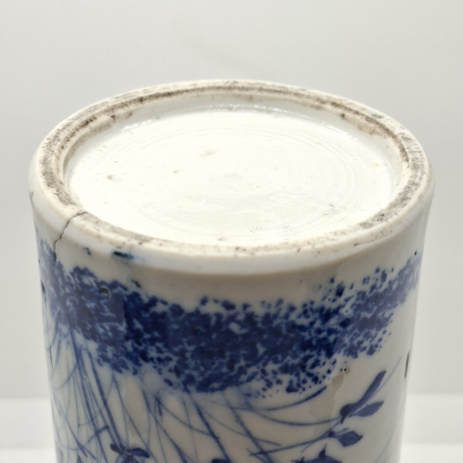 photo furniture Japanese Seto Ware Porcelain Brush Pot Vase Meiji Era Antique Blue White Floral