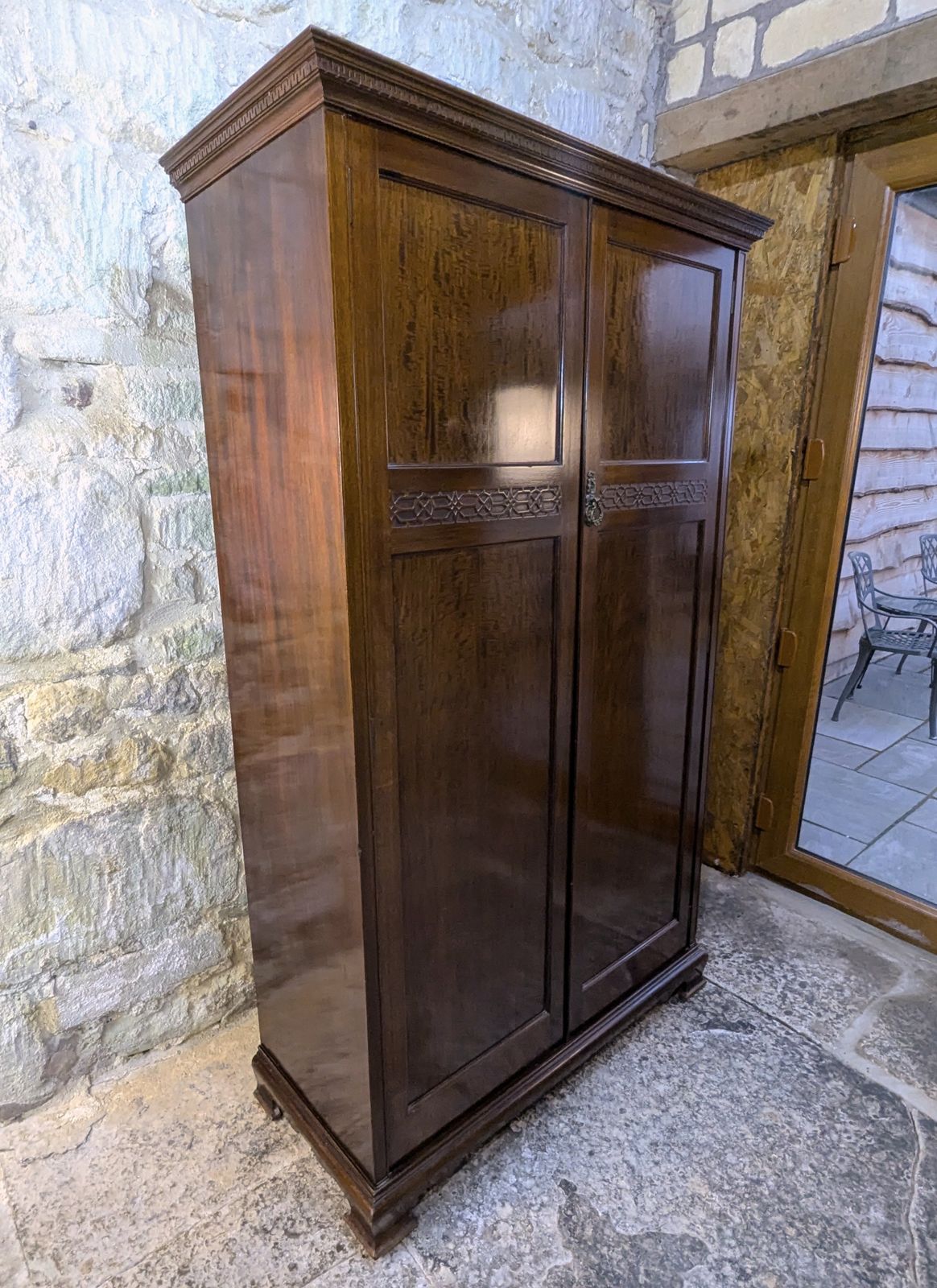 Georgian Style Mahogany Wardrobe By James Phillips & Sons photo furniture