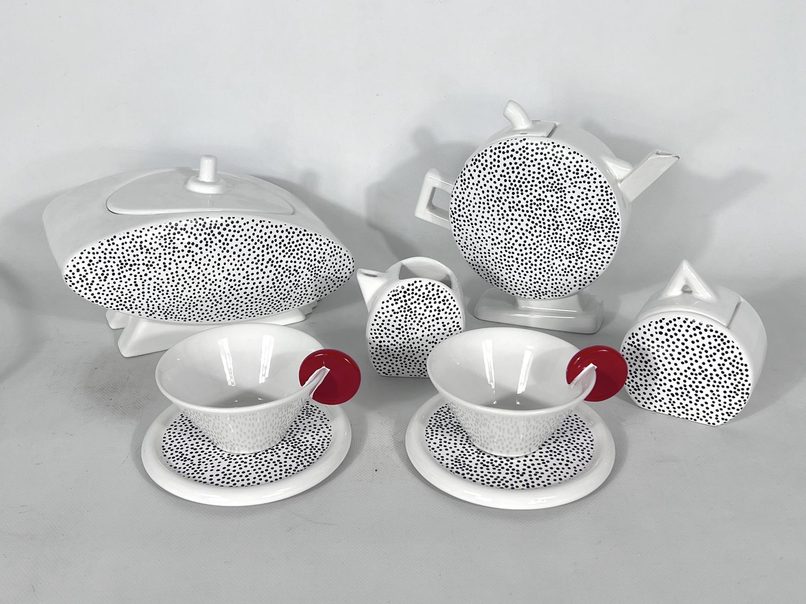 Ceramic Tea Set By Mas For Memphis Milano, 1980s, Set Of 7 photo 1700.4
