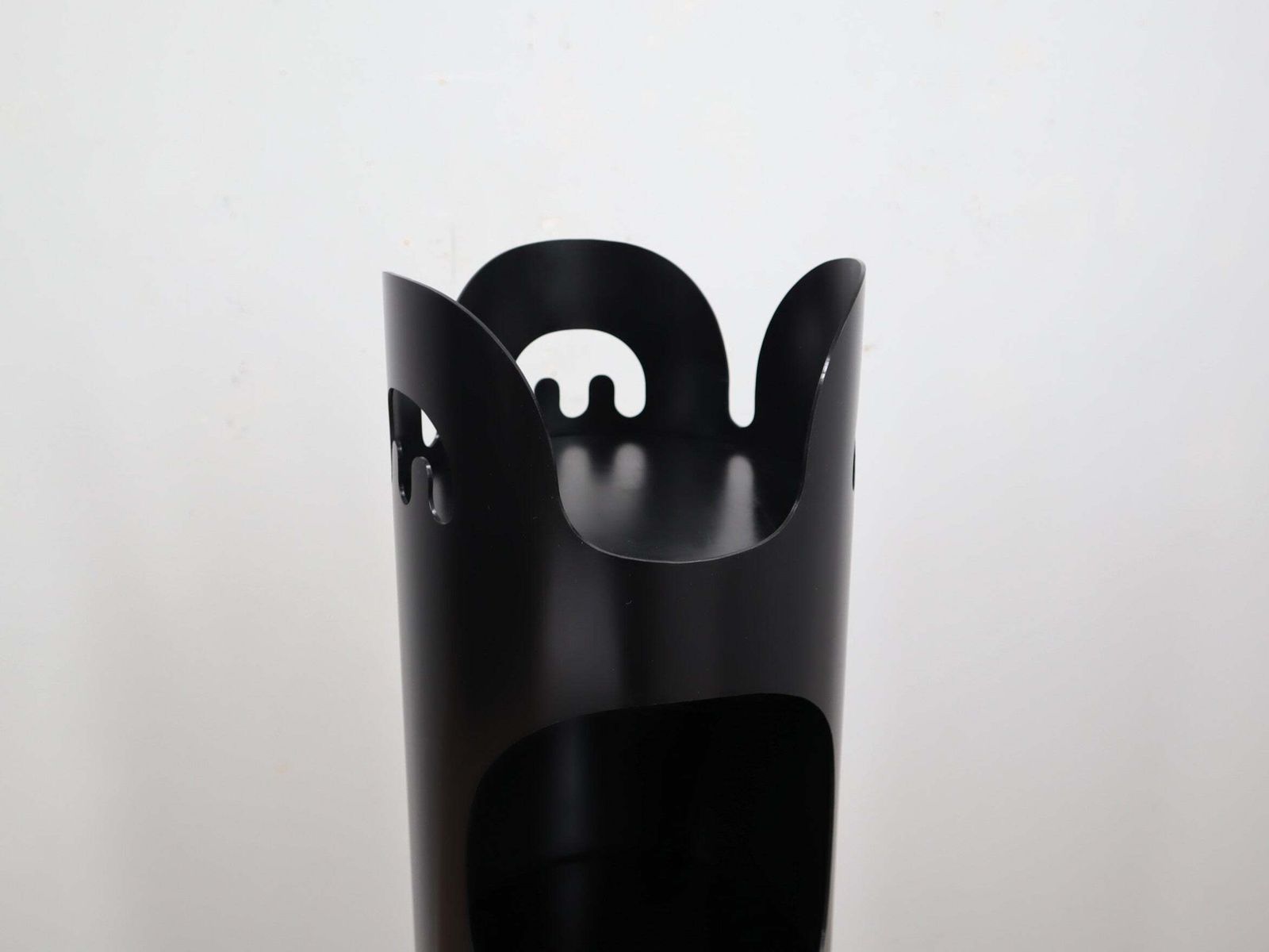 Iconic "Kerguelen" Coat Rack By Enzo Mari For Danese Milano 1970s photo Furniture